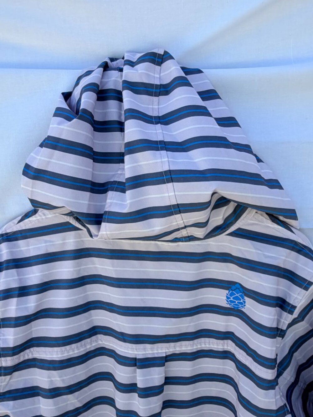 Stio Women's CFS Sun Hoodie XL White Striped UPF 50 Pullover Excellent Pre-Owned - Picture 9 of 10